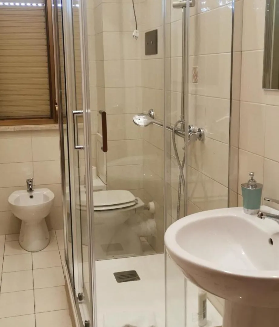 Hotel Port Side Elegance Palermo 0*,